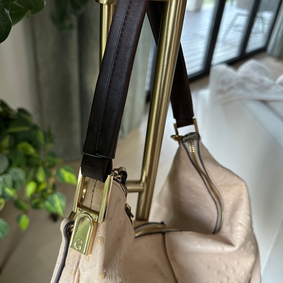 Genuine Leather bag - Picture 6 of 8